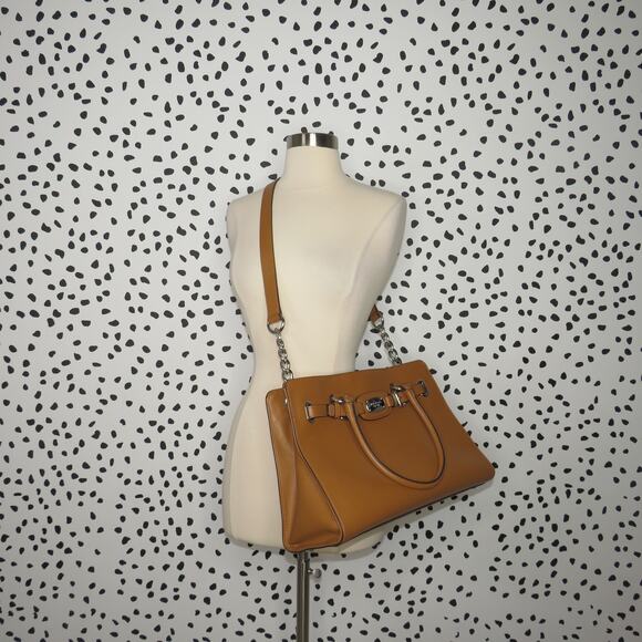 MICHAEL Michael Kors Brown Hamilton Leather Plaque Tote Bag - Picture 1 of 11
